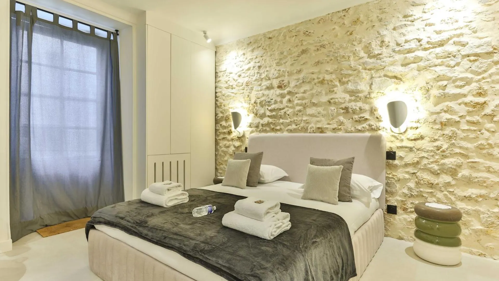 Beautiful Studio 2p Eiffel Tower Rue Du Commerce Apartment Paris